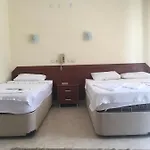 Yagmur Apart Hotel מלון דירות
