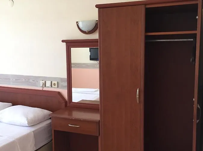 Apart Otel Yagmur Hotel *